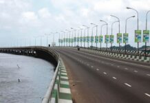 Lagos: Woman dies as Sienna buses collide on Third Mainland Bridge