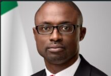 Akwa Ibom education commissioner on inspection tour, shuts illegal schools
